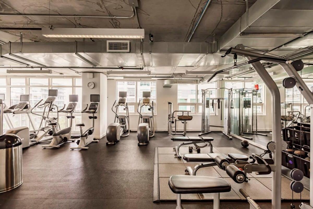 Palm Place Heart Of Miami With Parking Pool And Gym Eksteriør billede